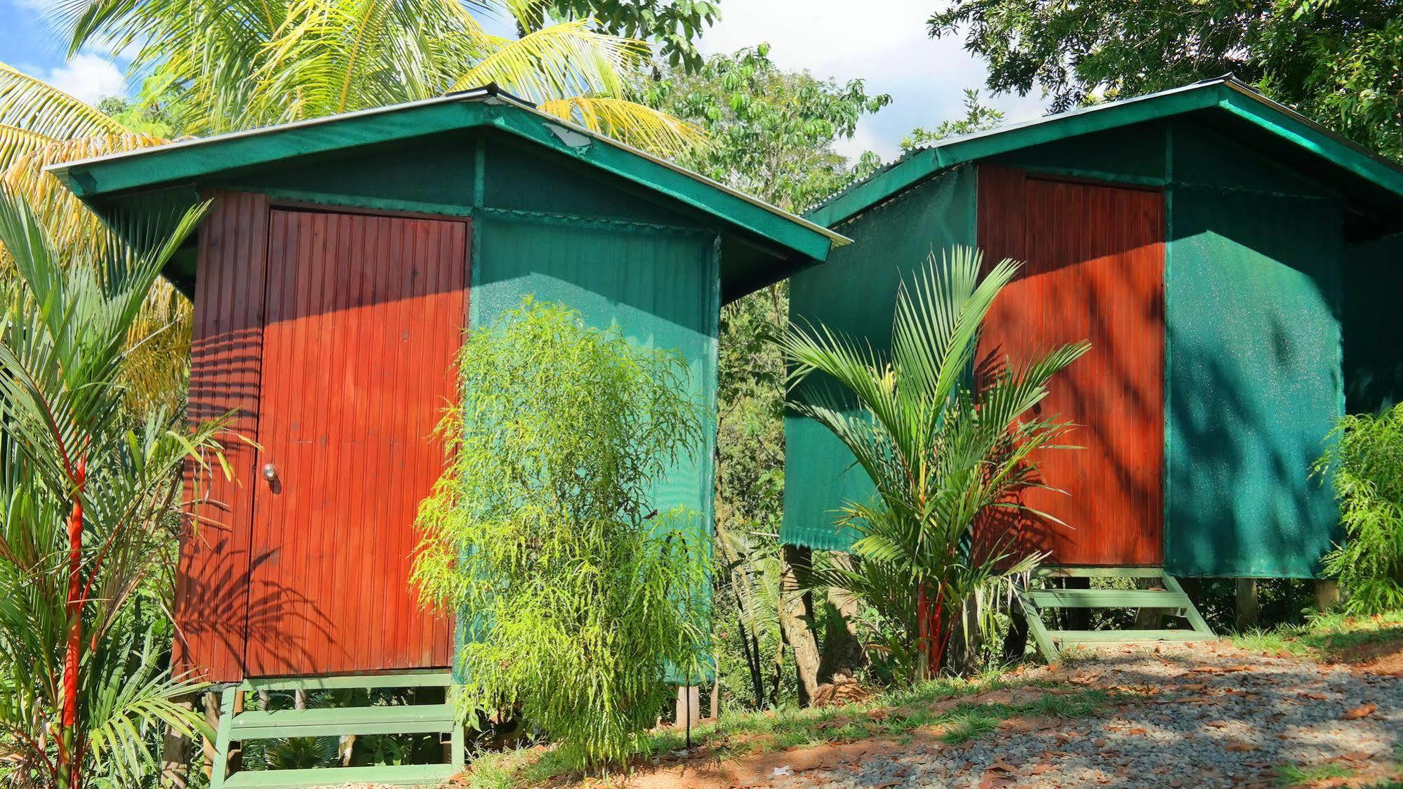 Ranchos Remo Lodge Увита Экстерьер фото